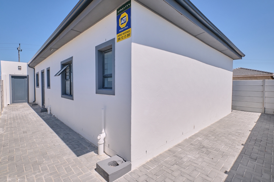 3 Bedroom Property for Sale in Houghton Place Western Cape